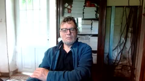 Snapshot of _123_voyeur_ chatting on 05-01-26, 09:36 _123_voyeur_ online show from 05-01-26, 09:36