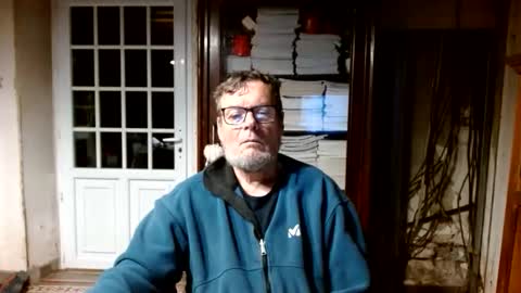 Snapshot of _123_voyeur_ chatting on 05-17-26, 08:27 _123_voyeur_ online show from 05-17-26, 08:27