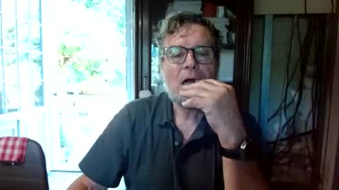 Snapshot of _123_voyeur_ chatting on 06-12-26, 02:16 _123_voyeur_ online show from 06-12-26, 02:16