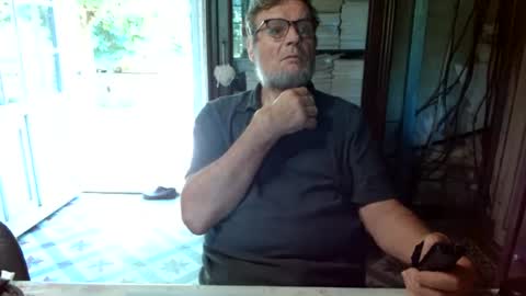 Snapshot of _123_voyeur_ chatting on 06-14-26, 12:07 _123_voyeur_ online show from 06-14-26, 12:07