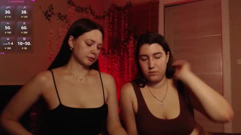 EMILY AND  MARCUS online show from 12-17-25, 05:41