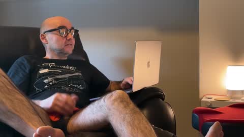 Snapshot of ____zeus____ chatting on 01-03-25, 03:55 God Zeus online show from 01-03-25, 03:55