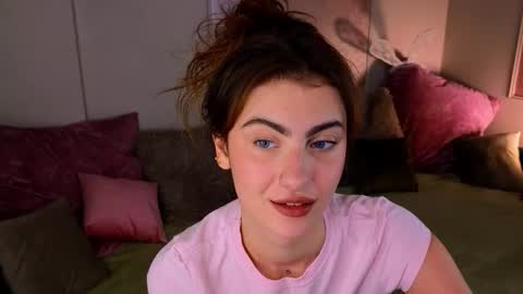 Willow online show from 10-19-25, 09:15