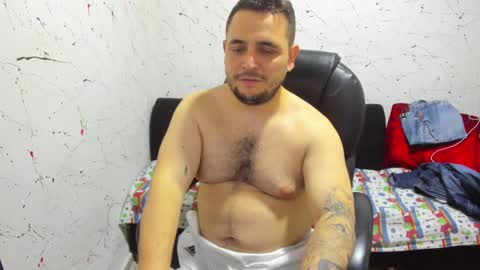 Snapshot of _ace_ventura chatting on 02-13-25, 12:43 ---- online show from 02-13-25, 12:43