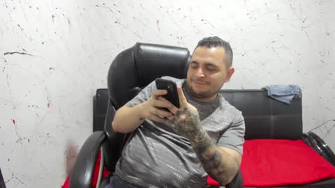 Snapshot of _ace_ventura chatting on 09-12-25, 06:52 ---- online show from 09-12-25, 06:52