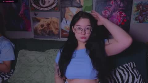 Snapshot of _adrenalinee_ chatting on 12-03-25, 12:58 KENDALL NATHANRYAN LUCY online show from 12-03-25, 12:58