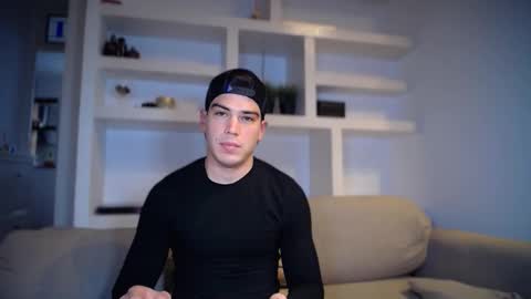 _aesthetic online show from 02-03-26, 03:39