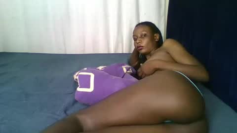 Snapshot of _africana4 chatting on 04-21-26, 01:42 africana4 online show from 04-21-26, 01:42