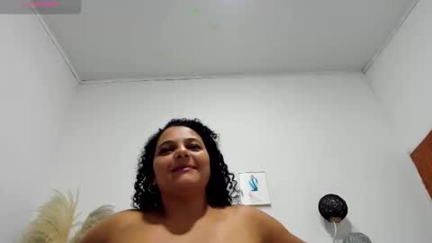 Snapshot of _aithanaa_ chatting on 11-22-25, 09:47 _aithanaa_ online show from 11-22-25, 09:47