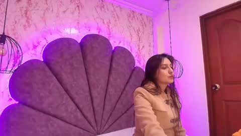  Alaia online show from 09-20-25, 11:55