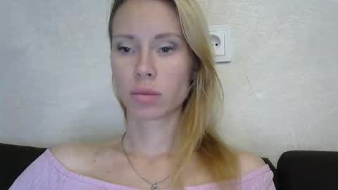 _alex1819 online show from 10-14-25, 07:09