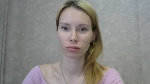 Snapshot of _alex1819 chatting on 05-18-26, 07:03 _alex1819 online show from 05-18-26, 07:03