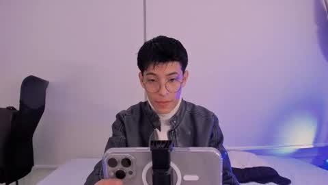 Alexander online show from 11-22-25, 05:06