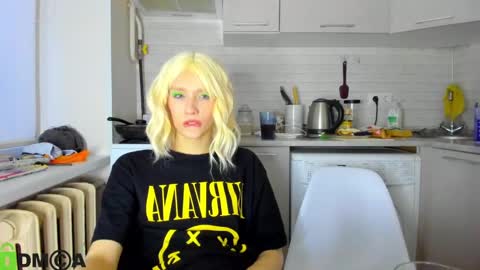 Gaylord online show from 12-15-24, 01:00