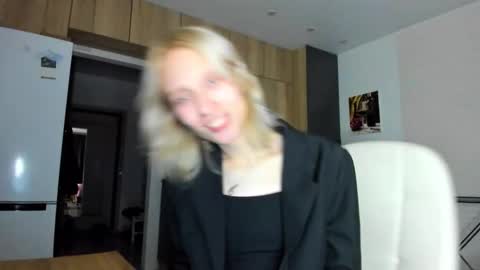 Gaylord online show from 12-01-25, 06:35