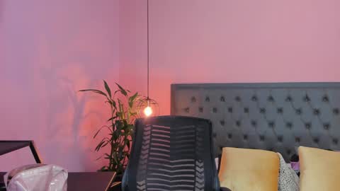 Snapshot of _aline_hall chatting on 02-05-25, 10:41 Alline Hall online show from 02-05-25, 10:41