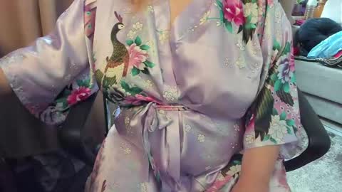 lisa online show from 04-19-26, 08:13