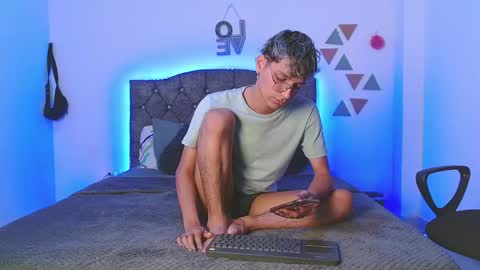 Andres online show from 01-20-25, 06:21