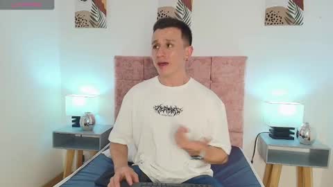 _andrewfalcon2 online show from 01-19-25, 07:15