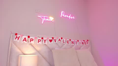 Snapshot of _angela_x chatting on 02-17-25, 11:34 ngela online show from 02-17-25, 11:34