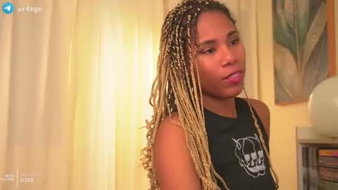 Snapshot of _angeleyes chatting on 11-04-25, 11:48 Angie - online show from 11-04-25, 11:48