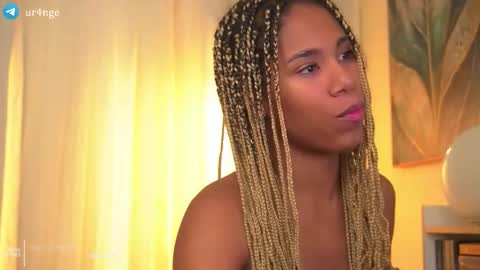 Snapshot of _angeleyes chatting on 11-09-25, 11:36 Angie - online show from 11-09-25, 11:36