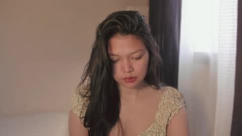 annie . online show from 04-24-26, 04:04