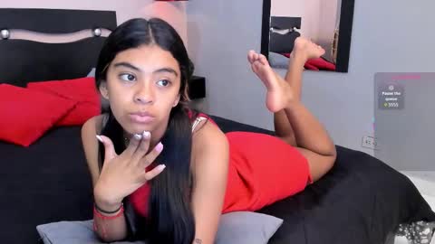 Snapshot of _anna_maria chatting on 11-14-25, 07:34 online show from 11-14-25, 07:34