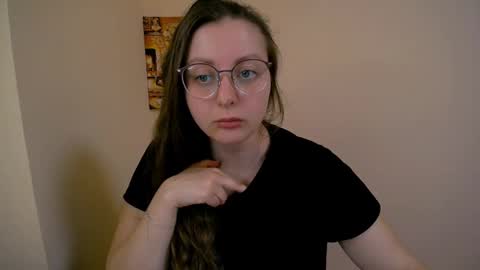 Anna online show from 03-10-25, 07:21