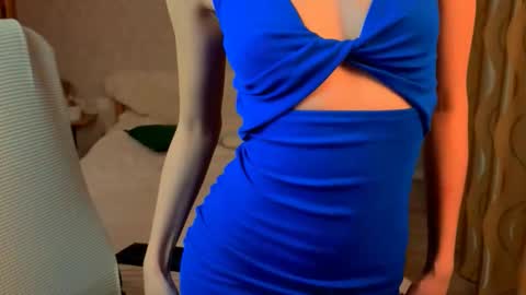 Snapshot of _annahoney_ chatting on 11-21-25, 08:24 Ana online show from 11-21-25, 08:24