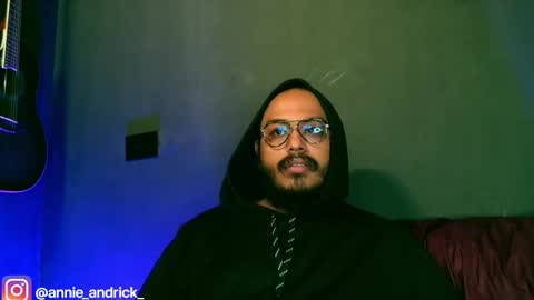 Snapshot of _annie_andrick_ chatting on 10-10-25, 01:21 Annie Andrick online show from 10-10-25, 01:21