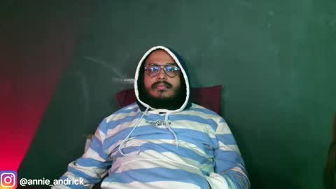 Snapshot of _annie_andrick_ chatting on 11-08-25, 01:00 Annie Andrick online show from 11-08-25, 01:00