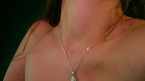 Snapshot of _annie_andrick_ chatting on 11-24-25, 01:38 Annie Andrick online show from 11-24-25, 01:38