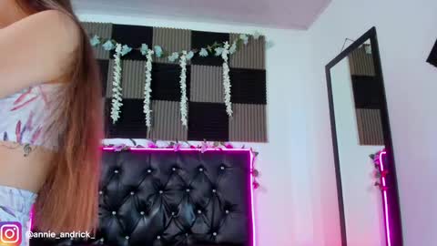 Annie Andrick online show from 04-26-26, 11:30