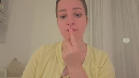 Anna online show from 10-24-25, 08:16