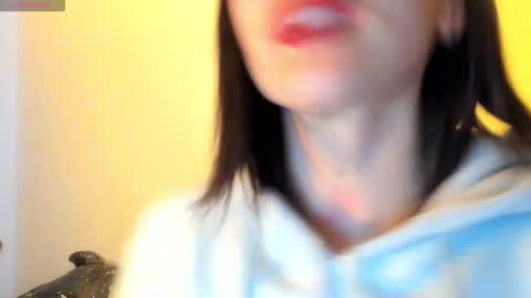 Snapshot of _antomouth_paradise chatting on 10-29-25, 10:33 antonia online show from 10-29-25, 10:33