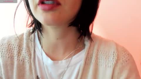 Snapshot of _antomouth_paradise chatting on 11-10-25, 04:17 antonia online show from 11-10-25, 04:17