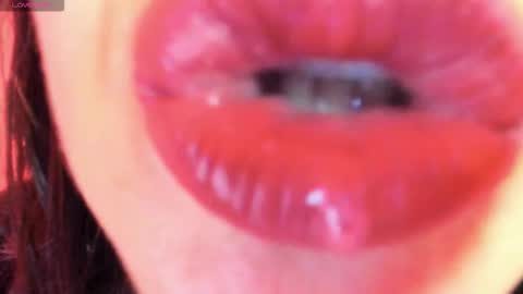 Snapshot of _antomouth_paradise chatting on 11-11-25, 10:15 antonia online show from 11-11-25, 10:15