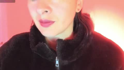 Snapshot of _antomouth_paradise chatting on 11-12-25, 10:37 antonia online show from 11-12-25, 10:37