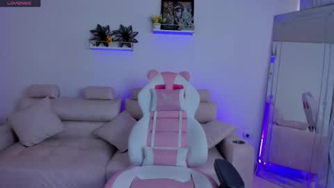    online show from 05-30-26, 12:13
