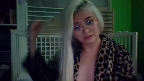 Snapshot of _aradel chatting on 12-03-25, 06:54 _aradel online show from 12-03-25, 06:54