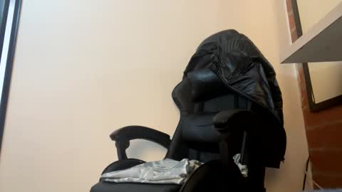 ARES online show from 02-20-25, 06:35