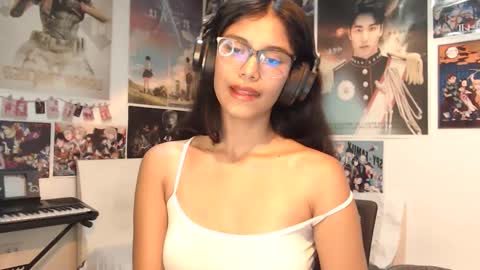 Ariana online show from 02-25-25, 03:38