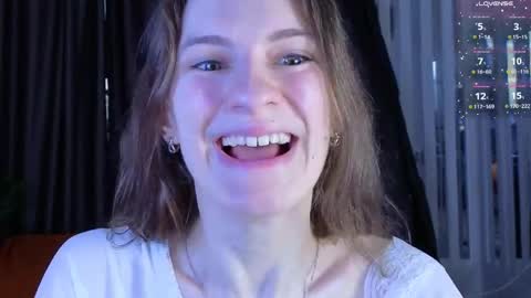 _ash_leyy_ online show from 04-05-26, 01:25