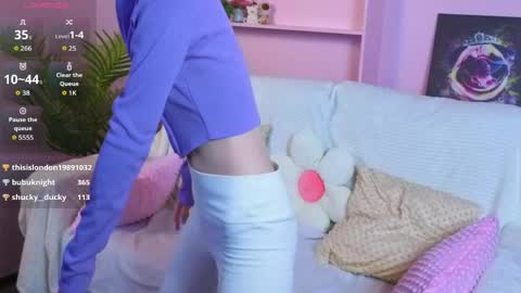 Snapshot of _ash_leyy_ chatting on 05-16-26, 02:19 _ash_leyy_ online show from 05-16-26, 02:19