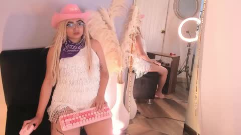 ATENEA online show from 01-16-25, 08:03