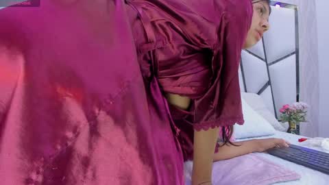 Aura online show from 12-18-24, 08:42