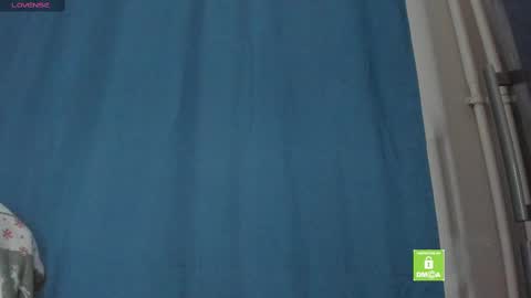 Snapshot of _axolot_ chatting on 02-21-25, 03:01 Olivia online show from 02-21-25, 03:01