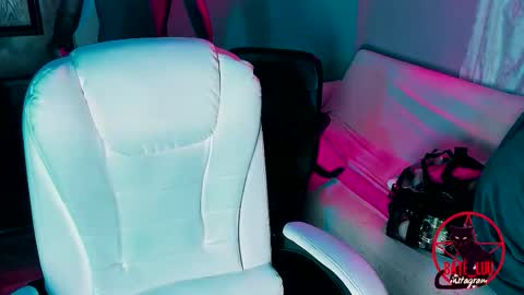 Lunita  online show from 09-14-25, 04:22