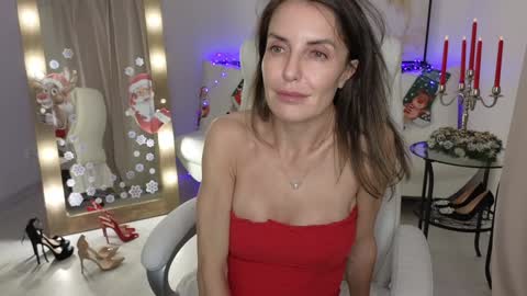 Snapshot of _beylly chatting on 12-22-24, 03:44 Beylly online show from 12-22-24, 03:44